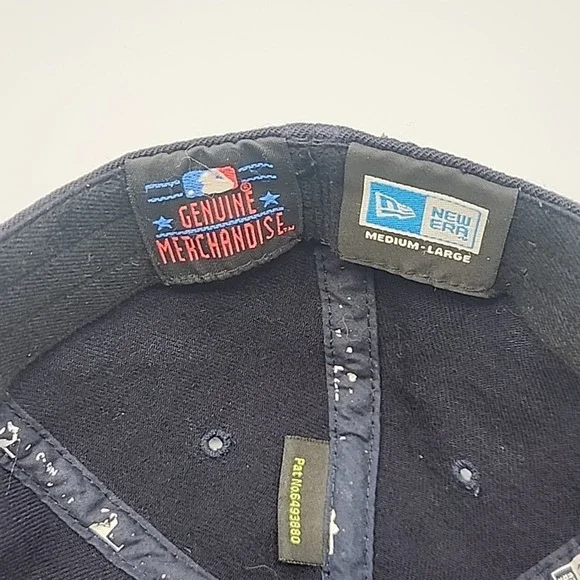 New Era New York Yankees MLB Baseball Cap Navy Blue Adjustable Size Medium Large - Picture 5 of 7